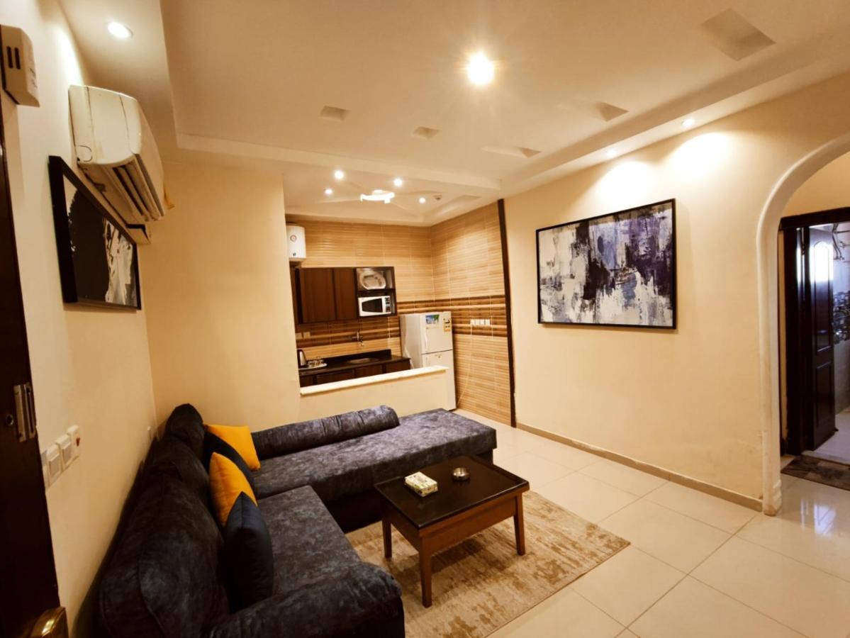 قصر البسمة للشقق المخدومةsmile Serviced Apartments Jeddah Exterior photo